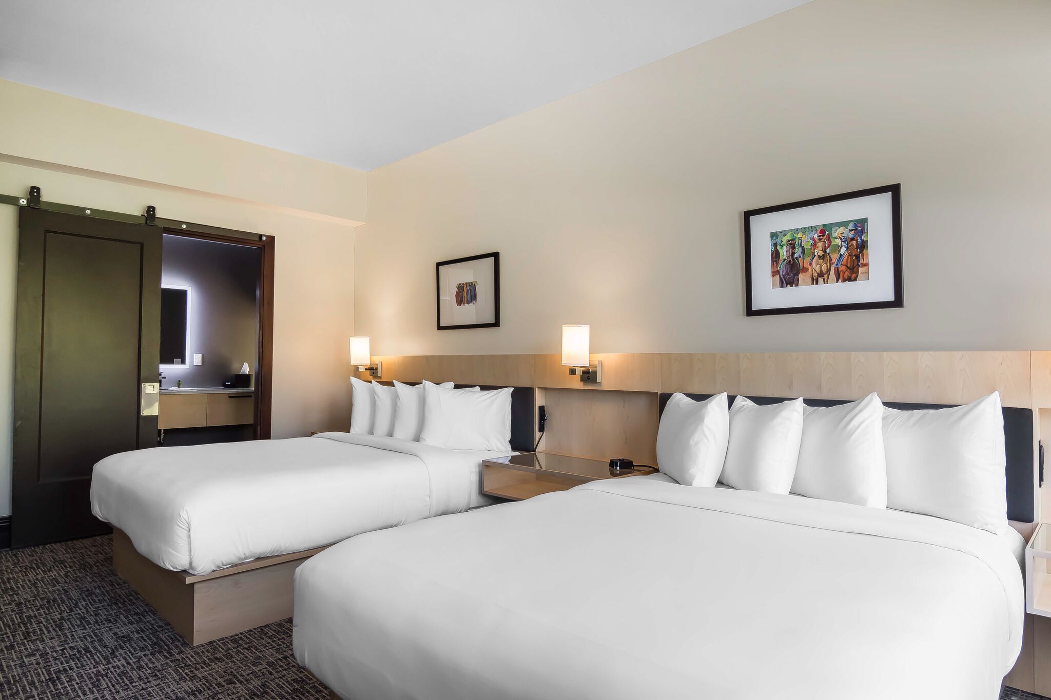 standard-queen-room-anchor-bay-inn-and-suites